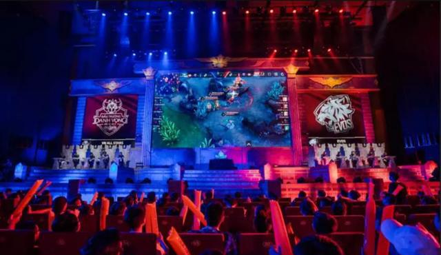 但在关键时 但在关键时