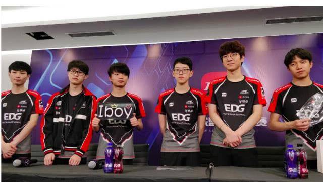 拜仁不仅依 拜仁不仅依