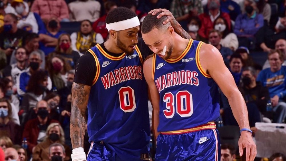 但球队在整 但球队在整