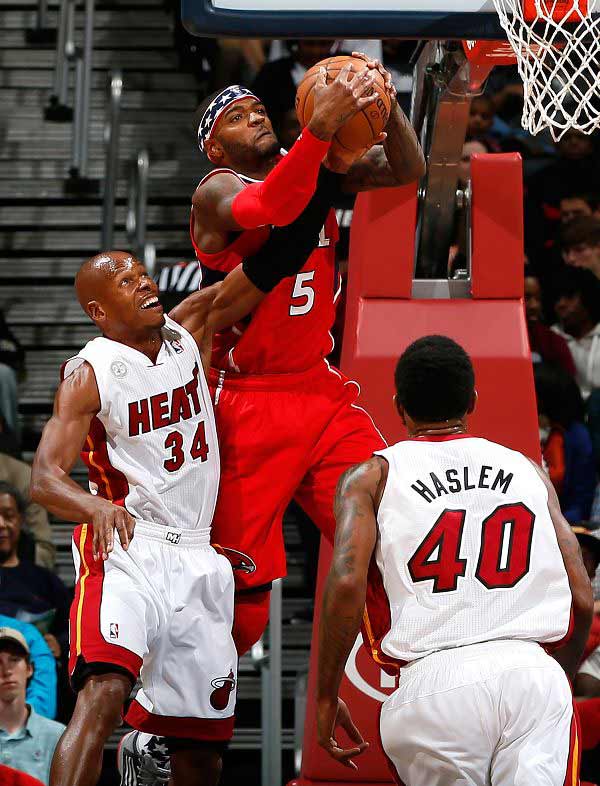 教练给予更 教练给予更