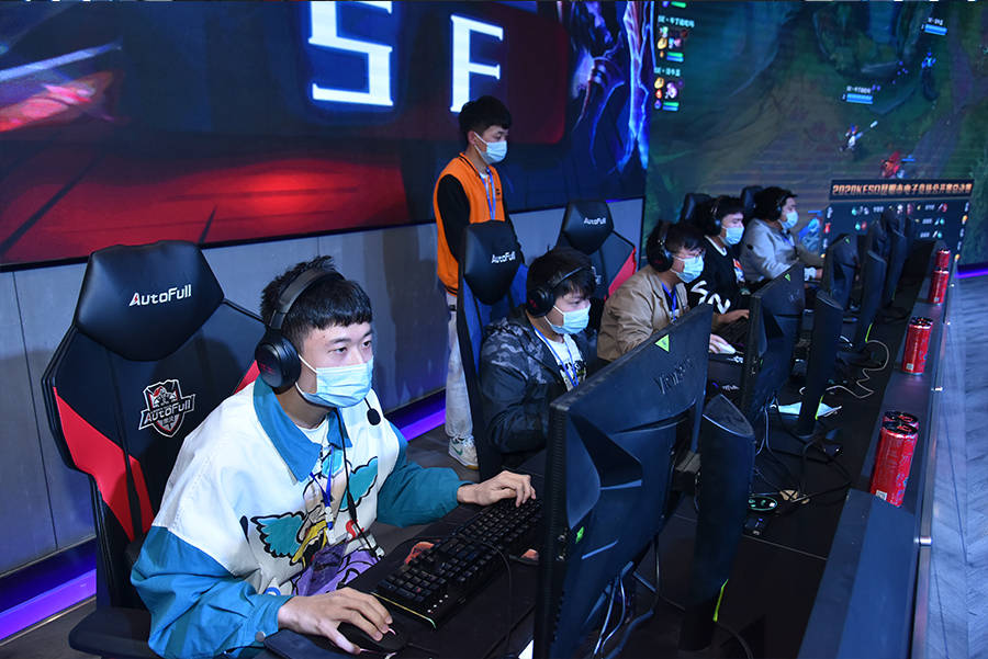 的财政政策 的财政政策